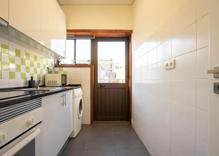 Heights By Lovelystay Apartman *