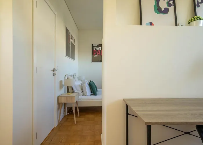 Heights By Lovelystay Apartman *